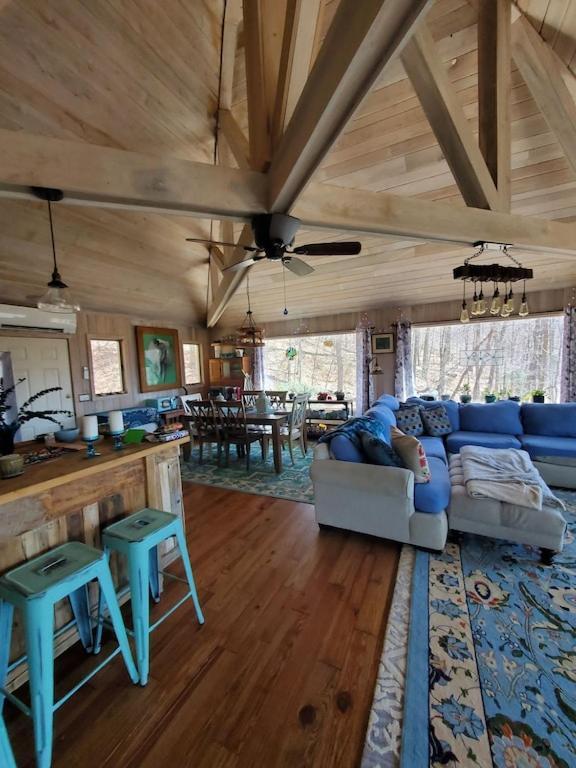 Treehouse Cathedral In Blue Ridge Mountains, Nc Villa Burnsville Ngoại thất bức ảnh
