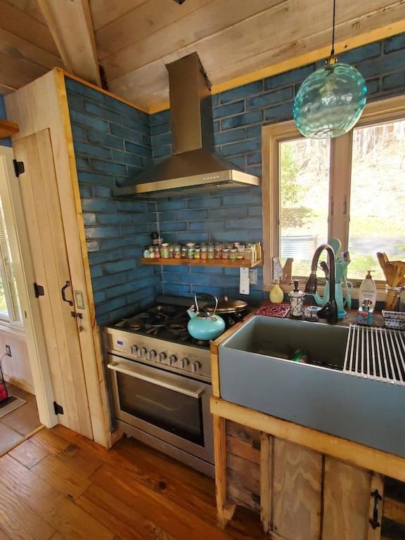 Treehouse Cathedral In Blue Ridge Mountains, Nc Villa Burnsville Ngoại thất bức ảnh